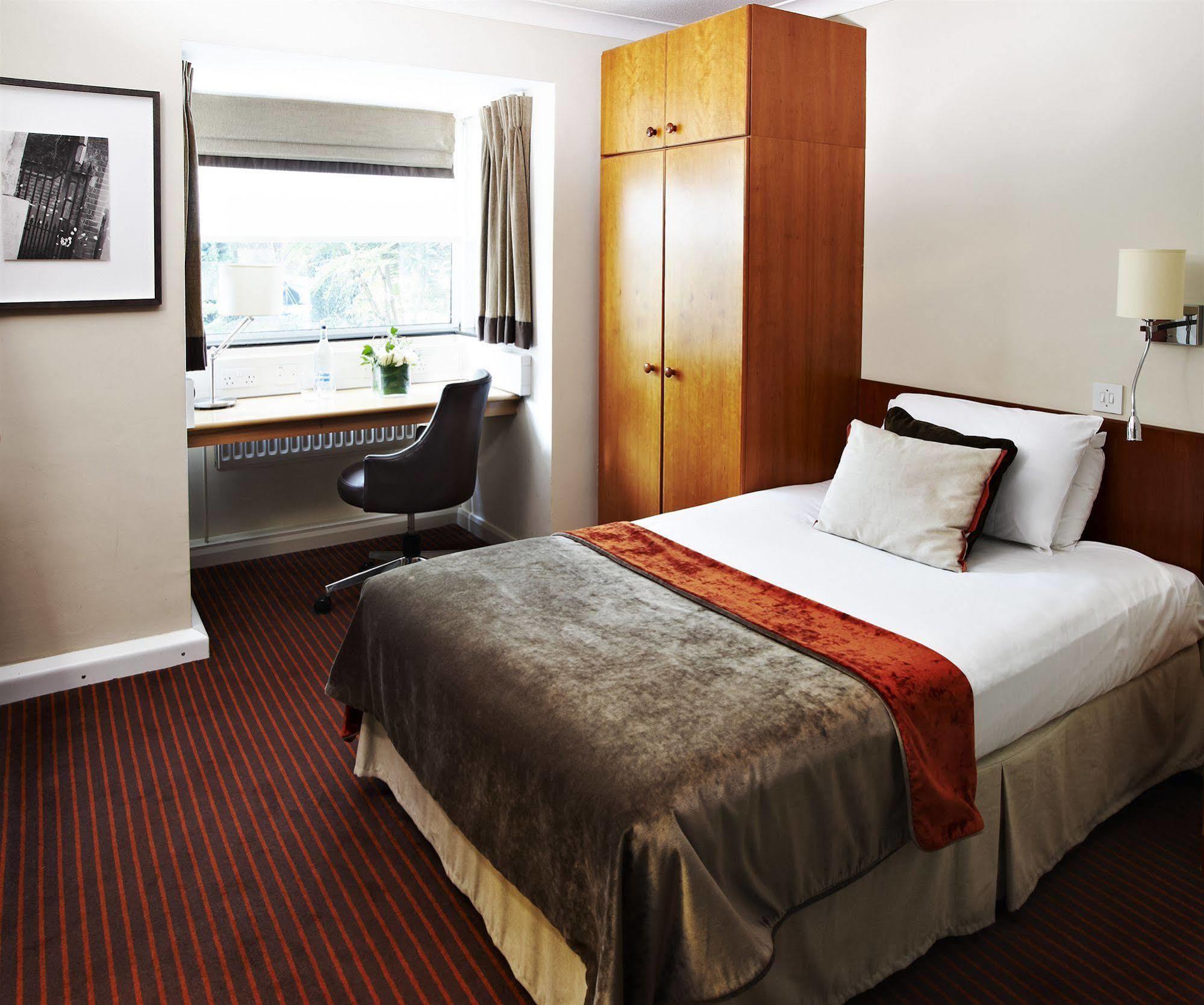 Sunningdale Park Hotell Ascot  Exteriör bild